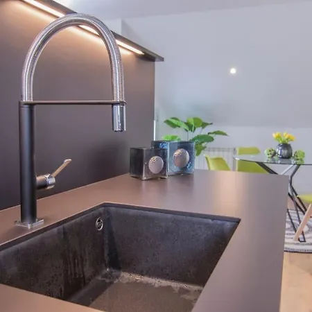 Balcon Del Puerto - Bigliving Apartmán